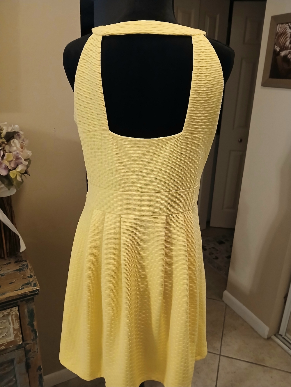 JESSICA SIMPSON DRESS, SIZE 10 - Picture 2 of 13